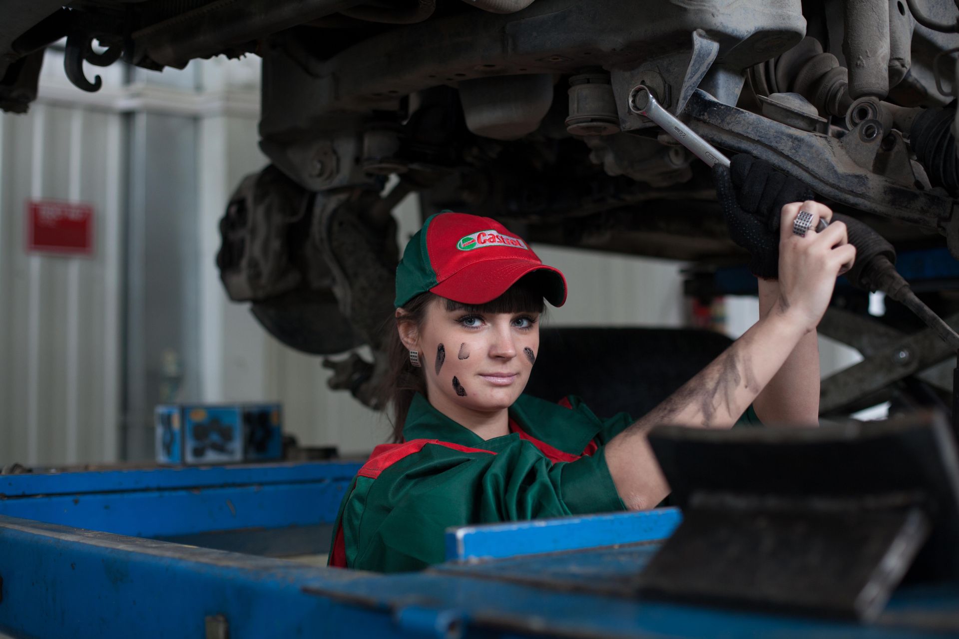 Valvoline Express Care auto service center